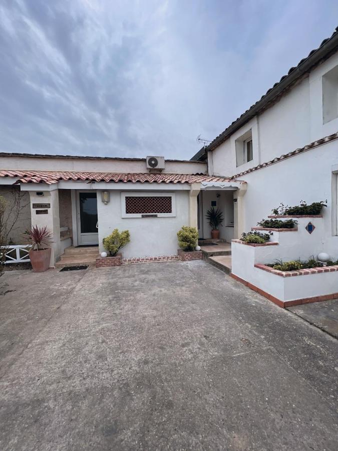 Bed and Breakfast Jardin De Marceau Blasimon Екстер'єр фото