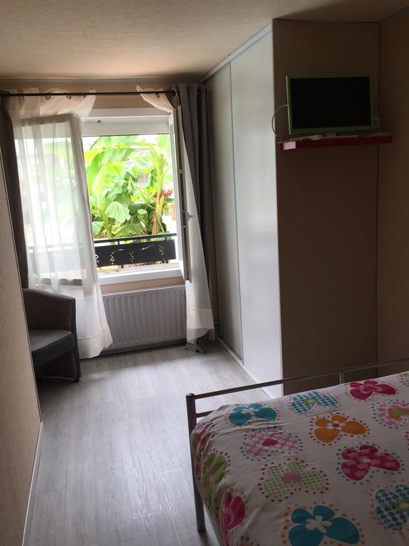 Bed and Breakfast Jardin De Marceau Blasimon Екстер'єр фото